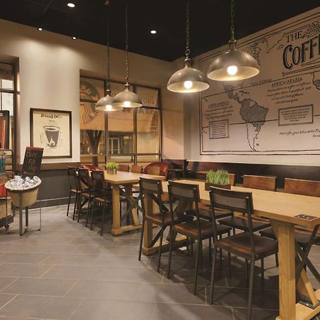 Embassy Suites By Hilton Atlanta At Centennial Olympic Park Экстерьер фото