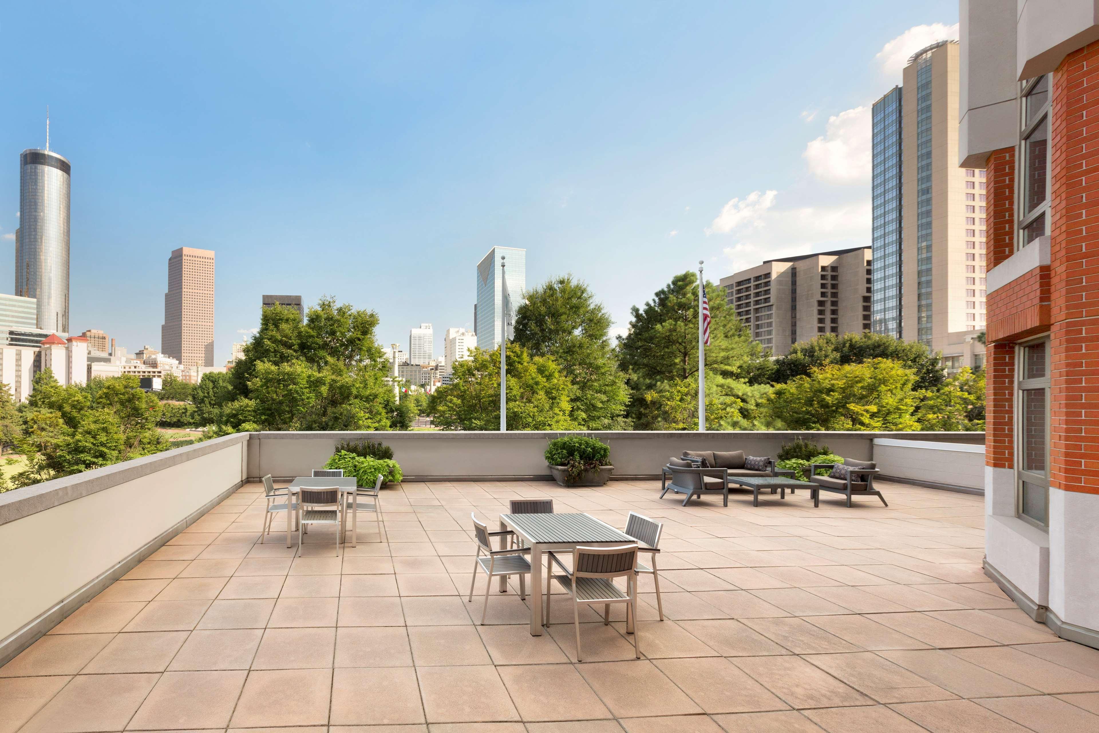 Embassy Suites By Hilton Atlanta At Centennial Olympic Park Экстерьер фото