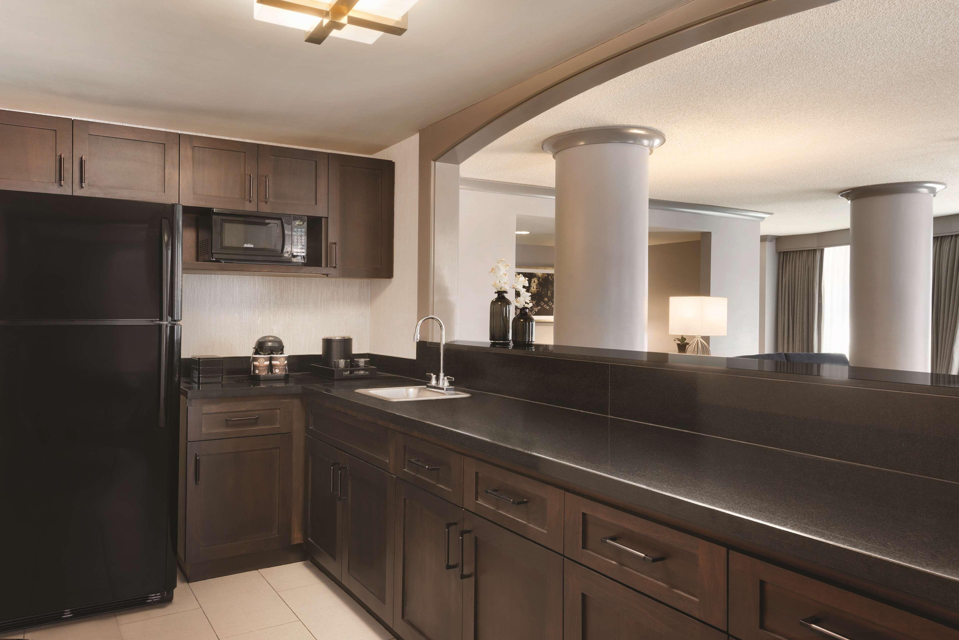 Embassy Suites By Hilton Atlanta At Centennial Olympic Park Экстерьер фото