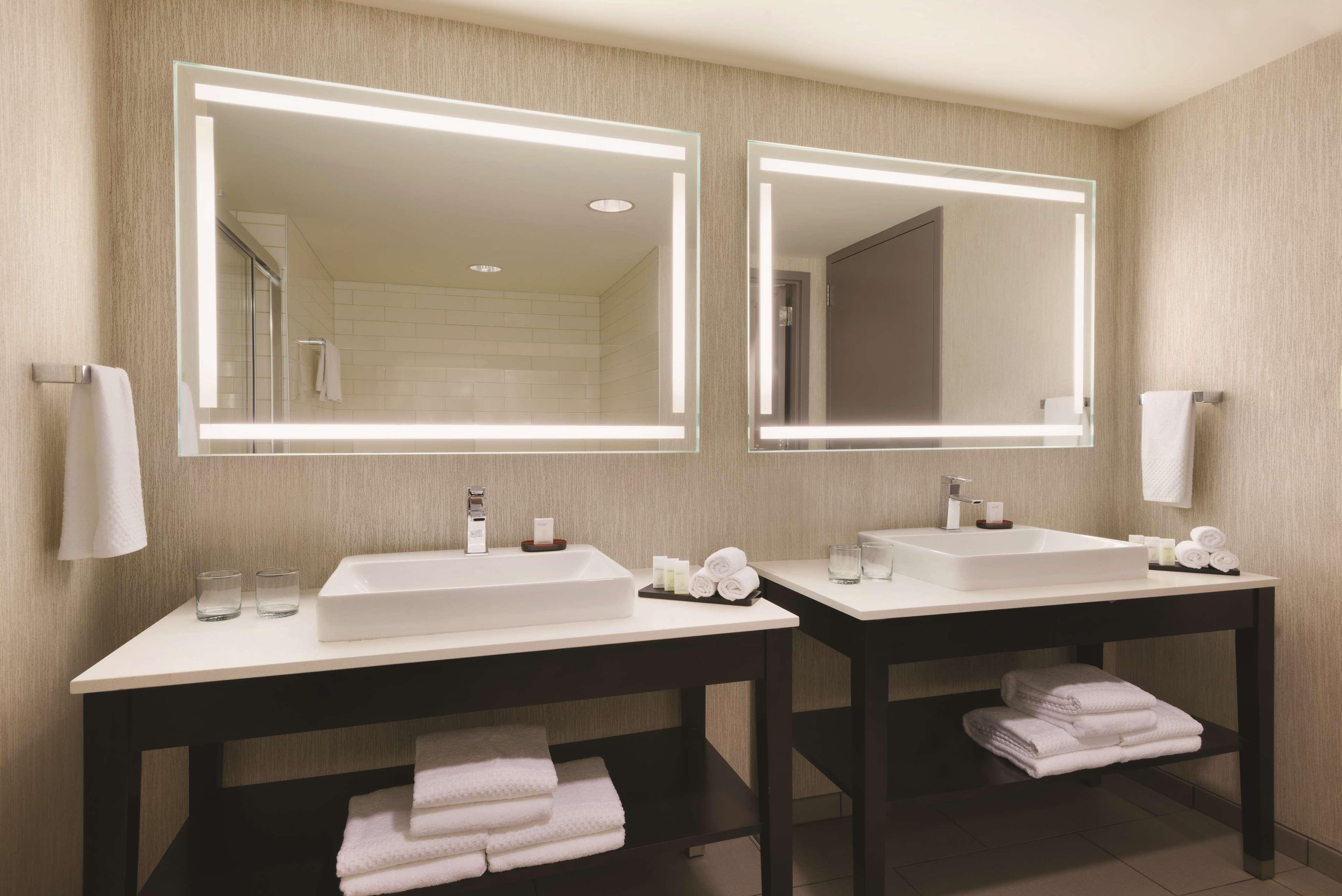 Embassy Suites By Hilton Atlanta At Centennial Olympic Park Экстерьер фото