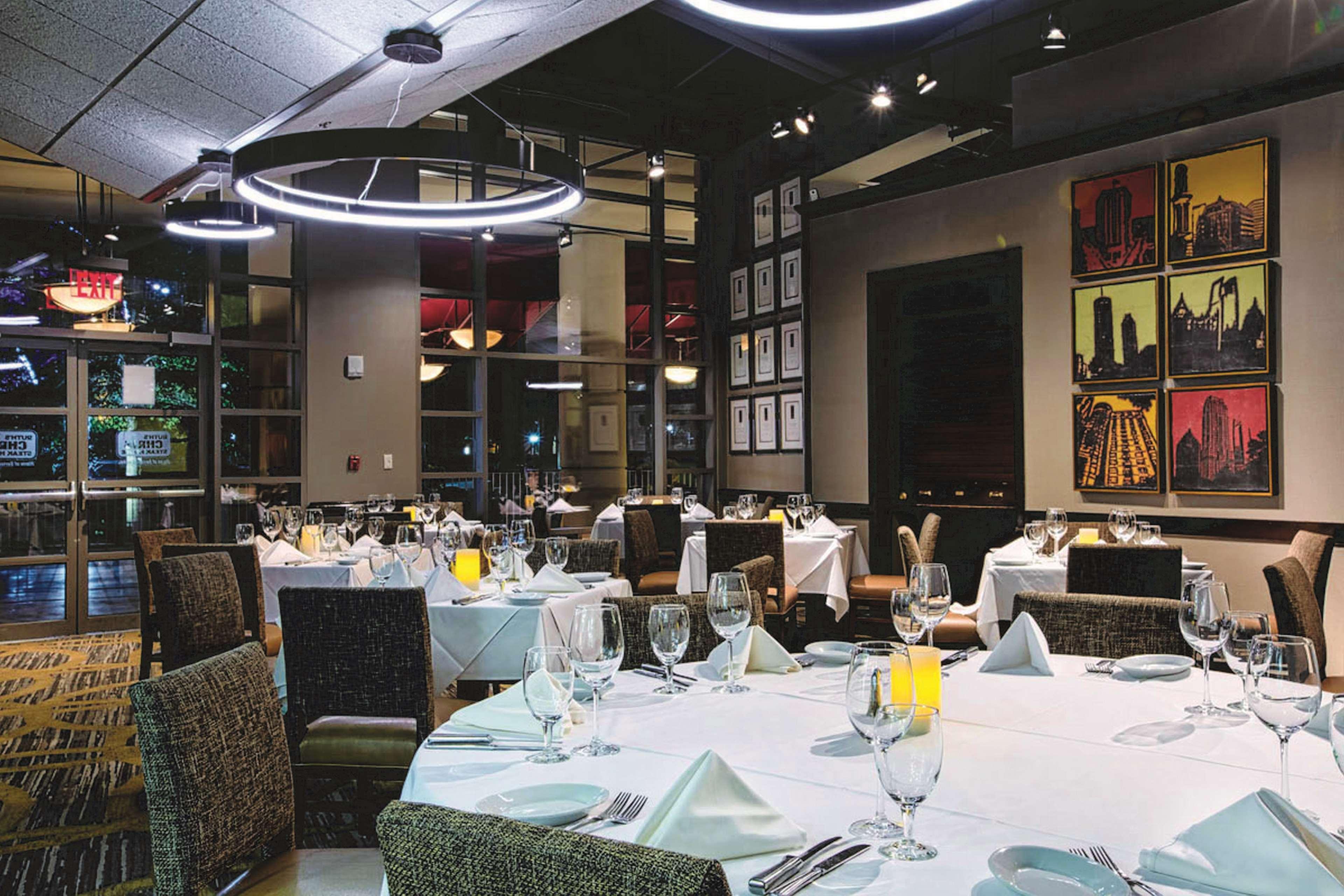 Embassy Suites By Hilton Atlanta At Centennial Olympic Park Экстерьер фото
