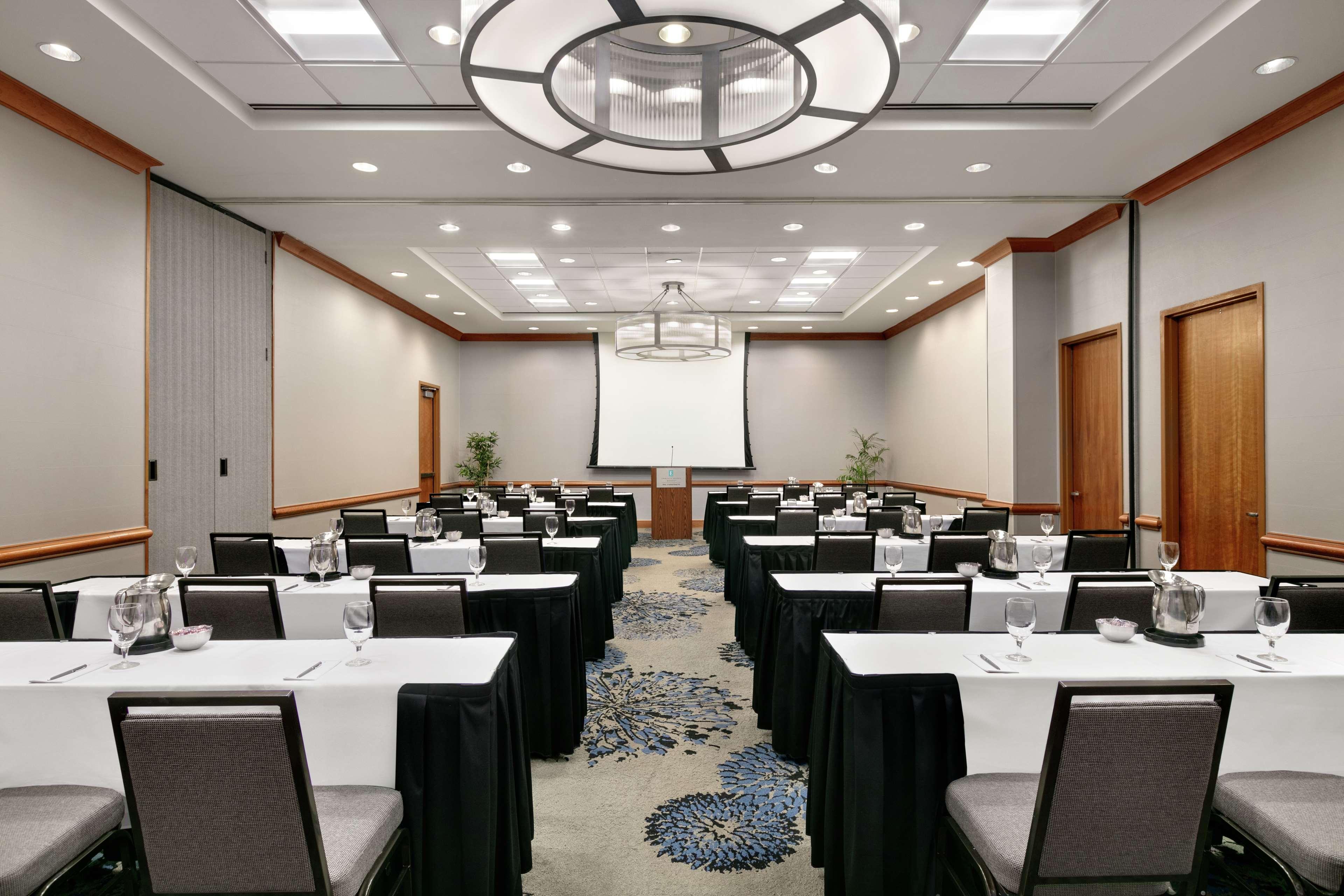 Embassy Suites By Hilton Atlanta At Centennial Olympic Park Экстерьер фото