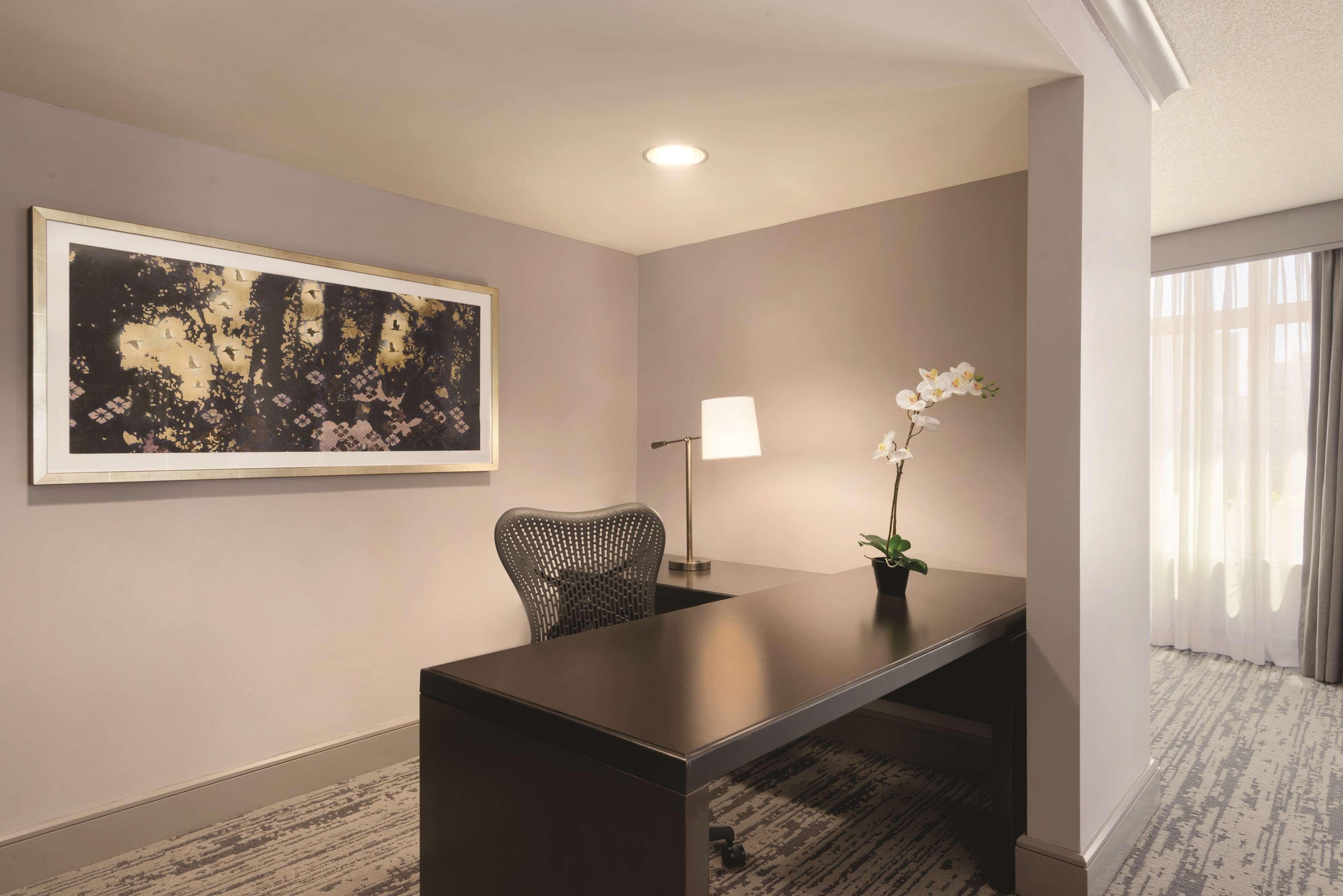 Embassy Suites By Hilton Atlanta At Centennial Olympic Park Экстерьер фото
