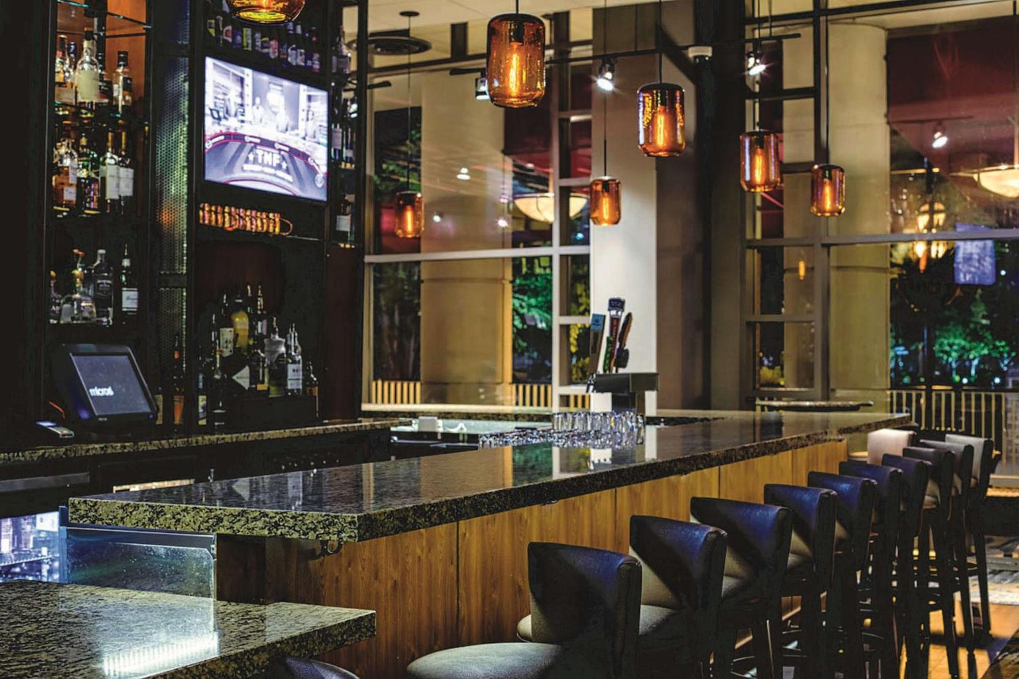Embassy Suites By Hilton Atlanta At Centennial Olympic Park Экстерьер фото