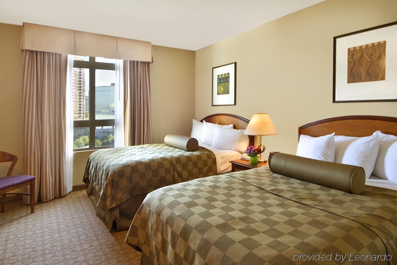 Embassy Suites By Hilton Atlanta At Centennial Olympic Park Номер фото